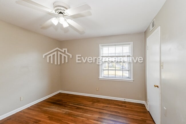 Building Photo - 4261 Riche Rd