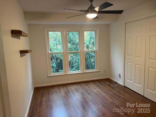 Building Photo - 433 W 8th St