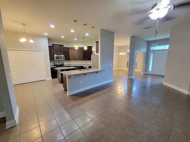 Building Photo - 6624 Flintwood St