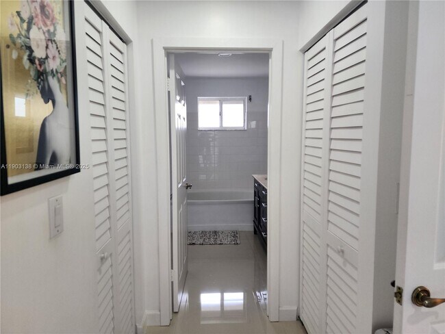 Building Photo - 9777 NW 45th Ln