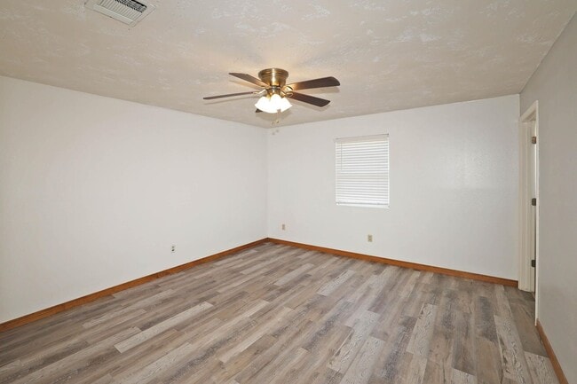 Building Photo - 7303 Calumet Pl