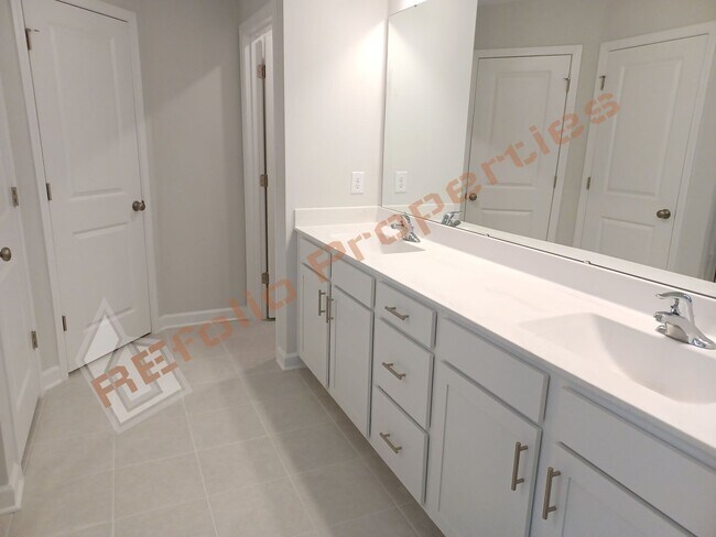 Building Photo - 98 Alder Creek Ct