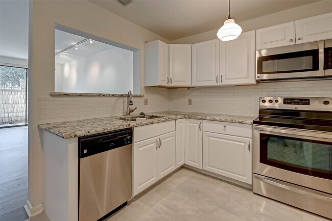 Building Photo - 2829 Timmons Ln