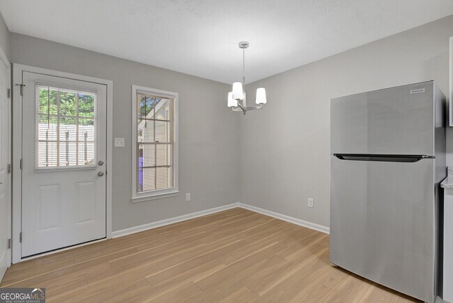 Building Photo - 115 Belle Dr