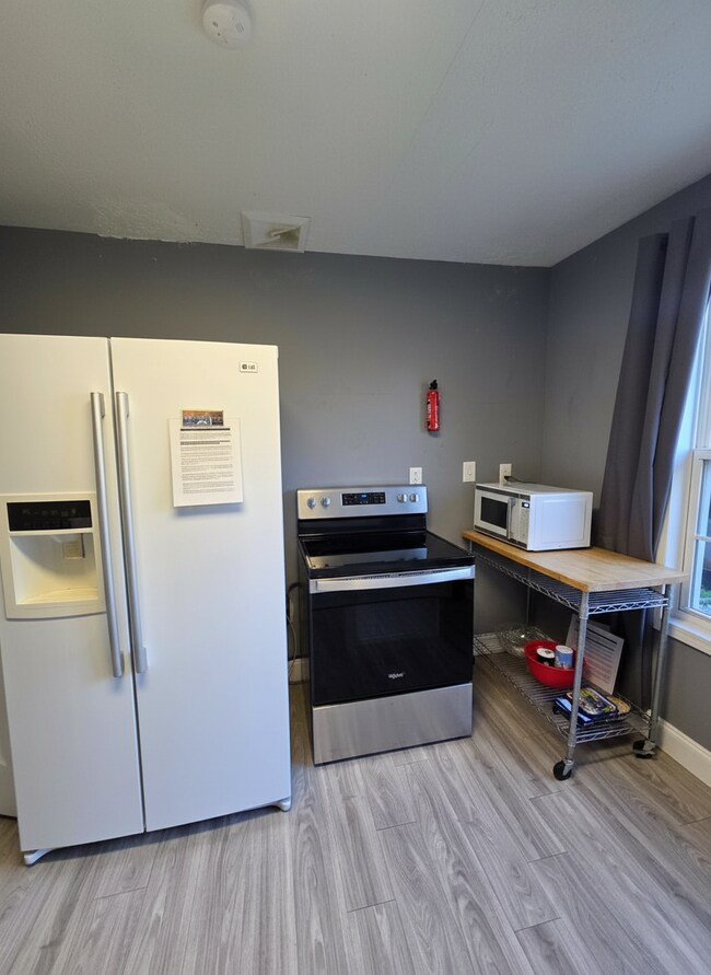 Building Photo - 449 Bramlett Way