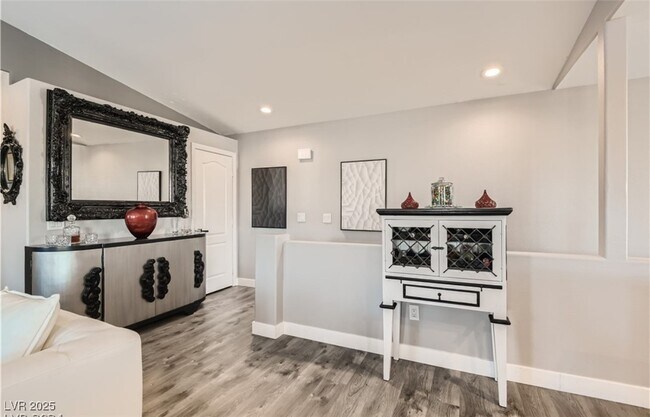 Building Photo - 7250 Diamond Canyon Ln