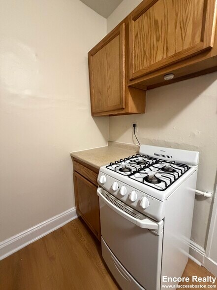 Building Photo - 109 Brainerd Rd