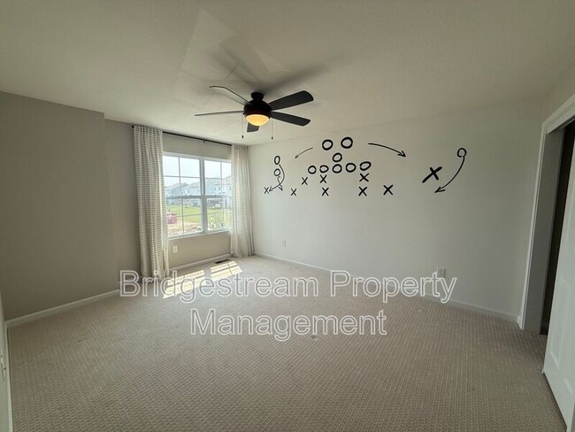 Building Photo - 3032 Wellington Ln