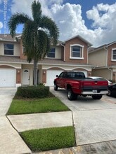 Building Photo - 1040 Venetian Dr