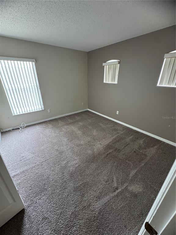 Building Photo - 648 Lockbreeze Dr
