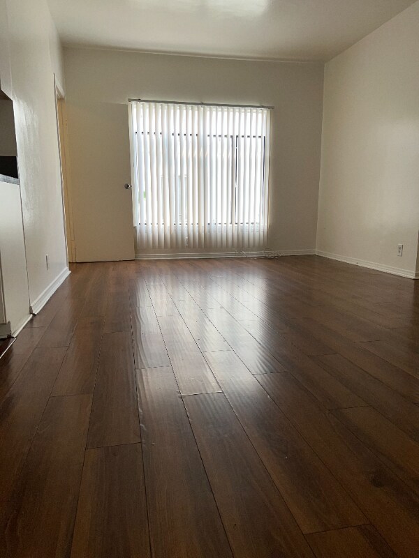 Primary Photo - 615 Normandie Ave