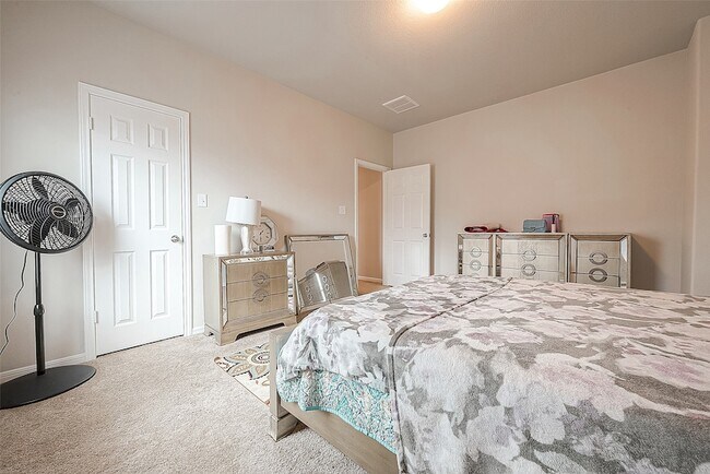 Building Photo - 20607 Enrique Dr