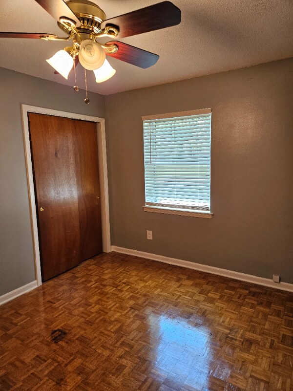 Building Photo - 4504 Whiteside St
