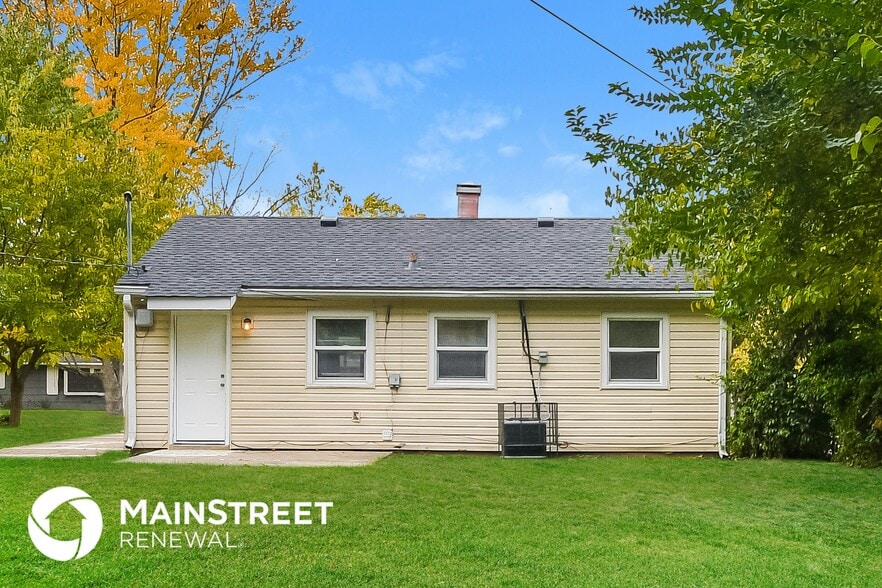 Building Photo - 8161 Schoen Dr