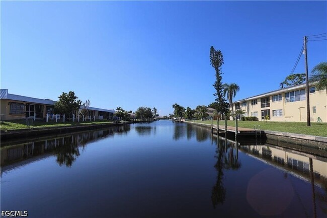Building Photo - 4901 Victoria Dr