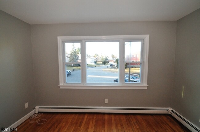 Building Photo - 23 Gleeson Dr