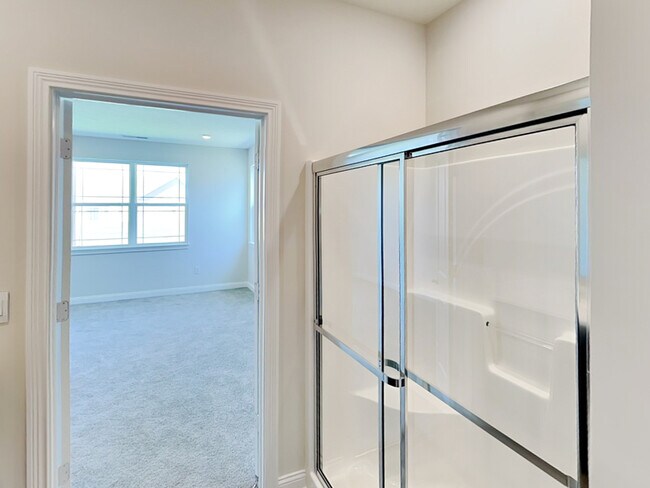 Building Photo - 8842 Faulkner Dr