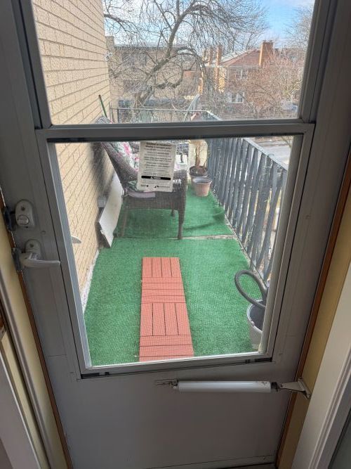 Building Photo - 7241 N Ridge Blvd