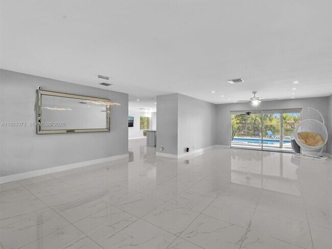 Building Photo - 406 Sailboat Cir