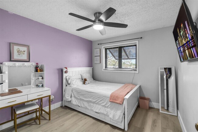 Building Photo - 1305 NW 122nd Terrace