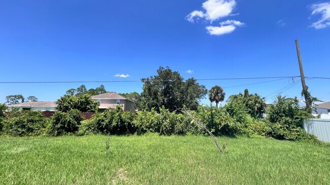 Building Photo - BEAUTIFUL 3BD/2BA Home in Palm Bay!!
