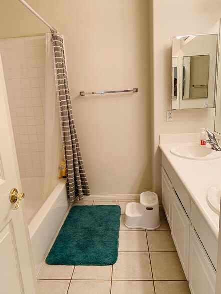 Building Photo - 10813 Serendipity Ct