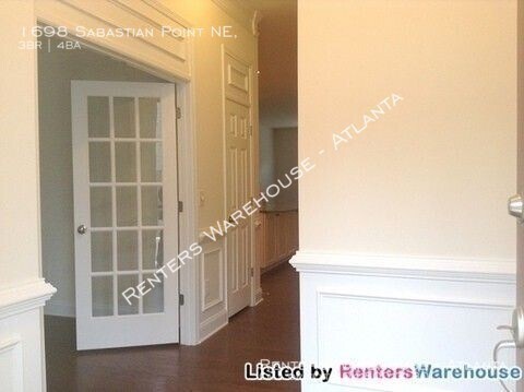 Building Photo - Spacious 3 Story-3 Bath Townhome in North ...
