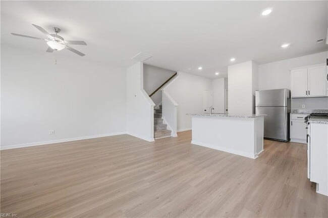 Building Photo - 1520 Auckland Ct