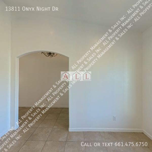 Building Photo - 13811 Onyx Night Dr