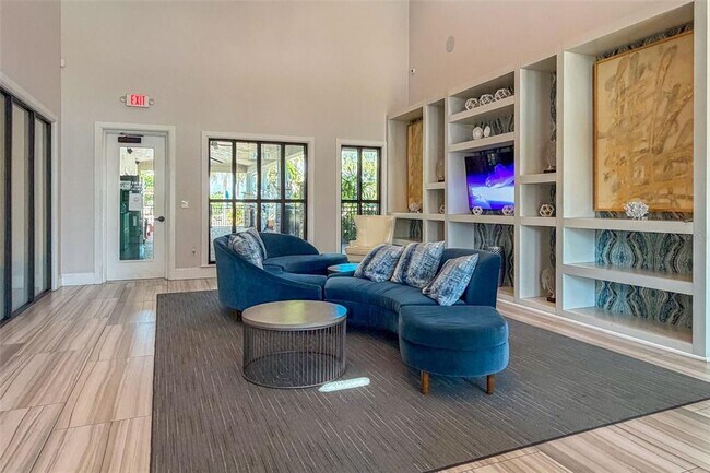 Building Photo - 7222 Paradiso Dr