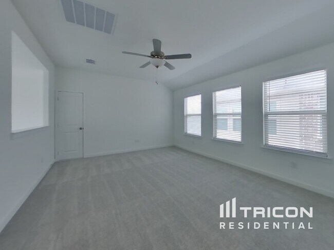 Building Photo - 2708 Brushy Lk Dr