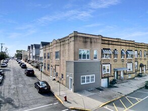 Building Photo - 498 Avenue A