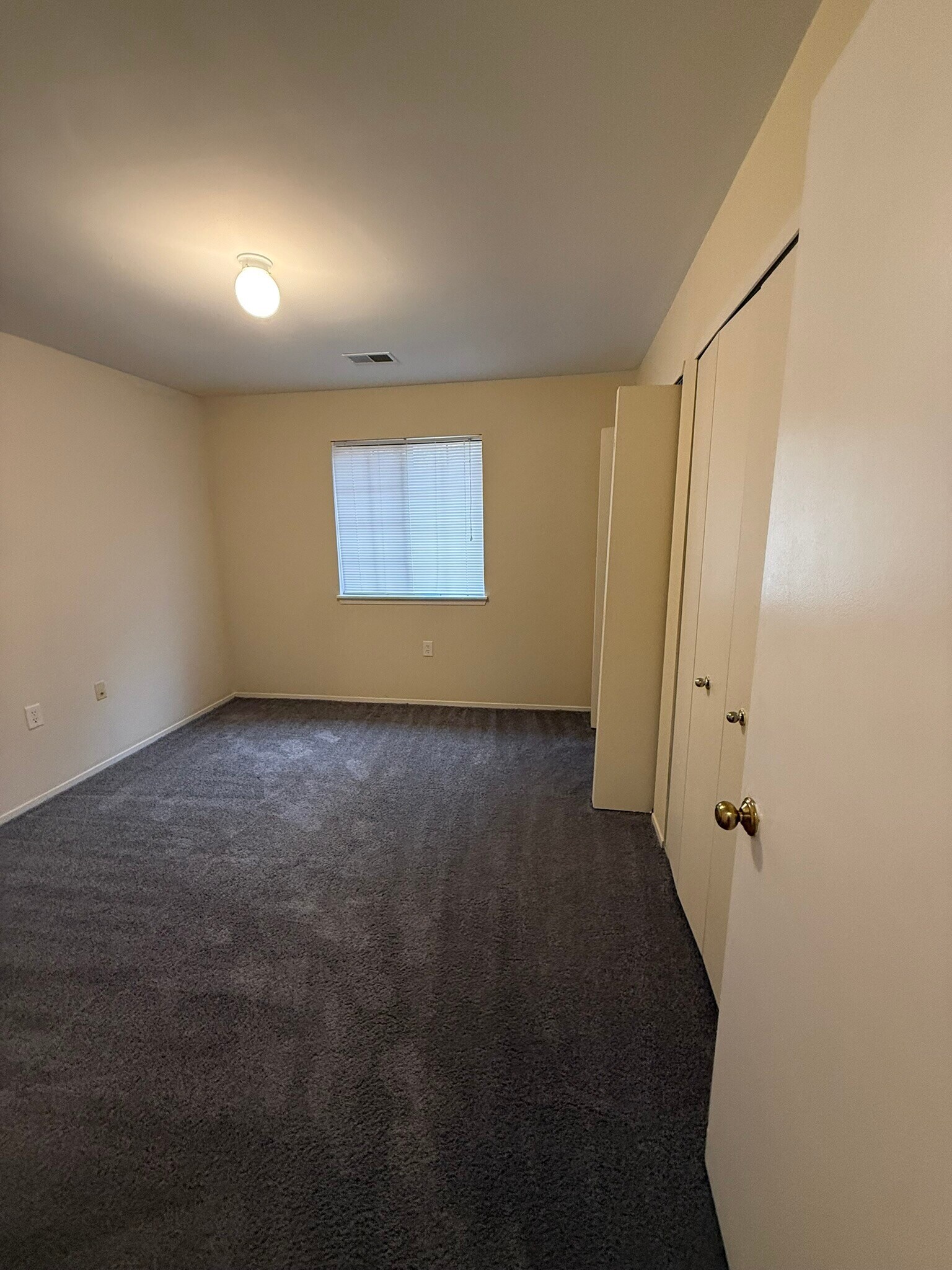 Building Photo - 1257 Oxford Manor Ct