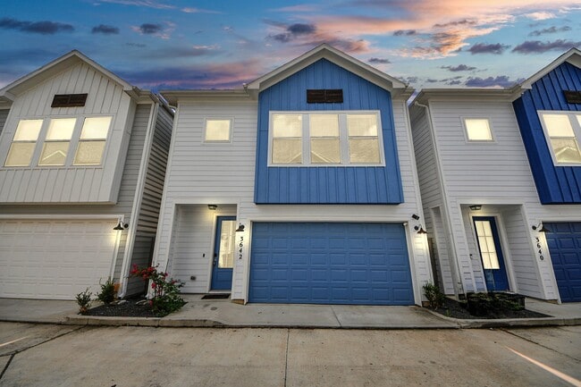 Building Photo - 3642 Griggs Rd