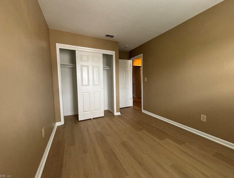 Building Photo - 1508 Brenland Cir