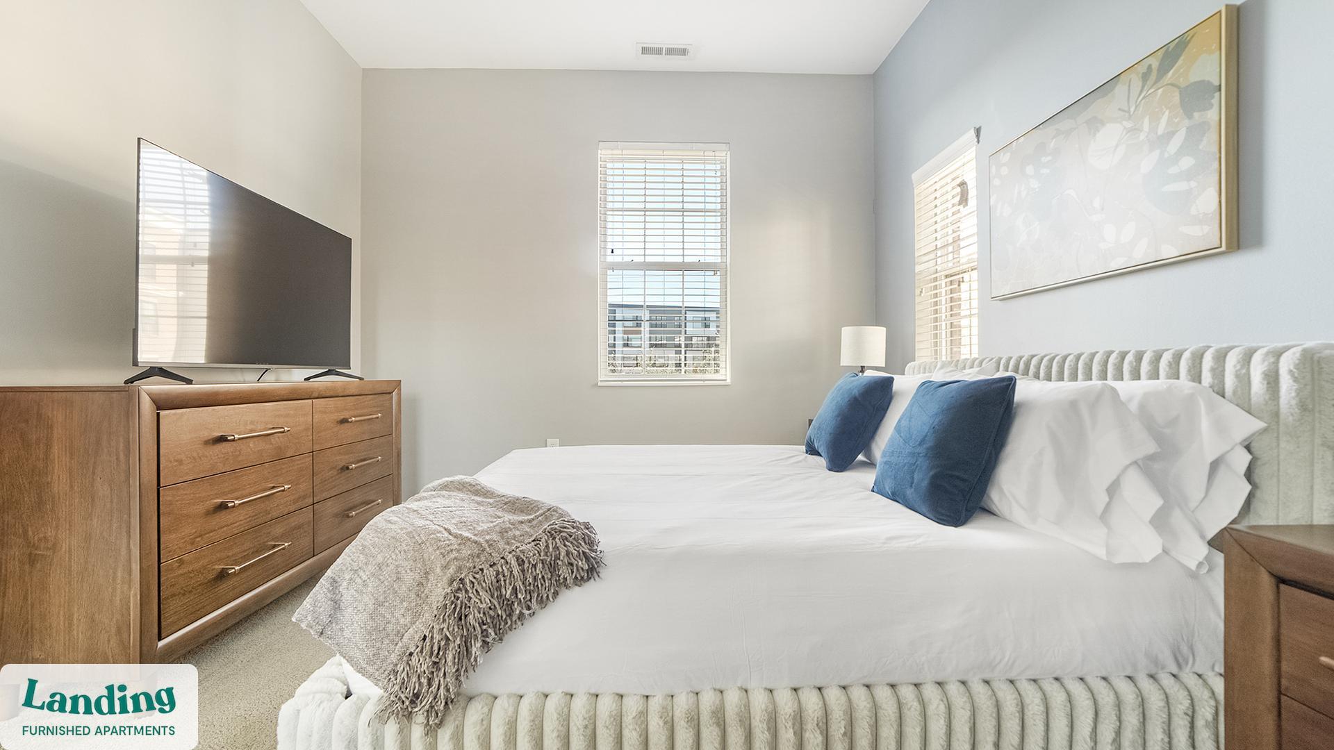 Building Photo - 41 E 9th Ave