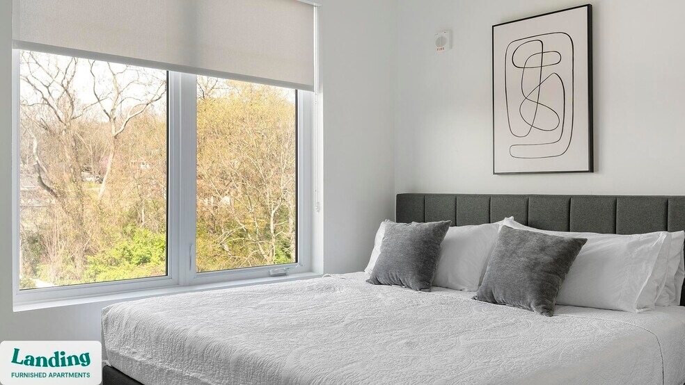 Building Photo - 2708 Old Lebanon Pike