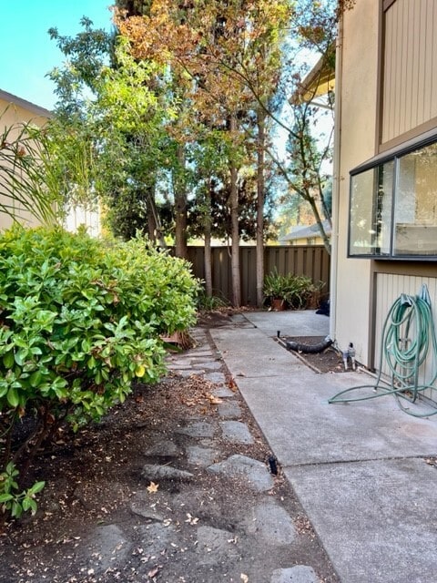 Building Photo - 1540 Candelero Dr