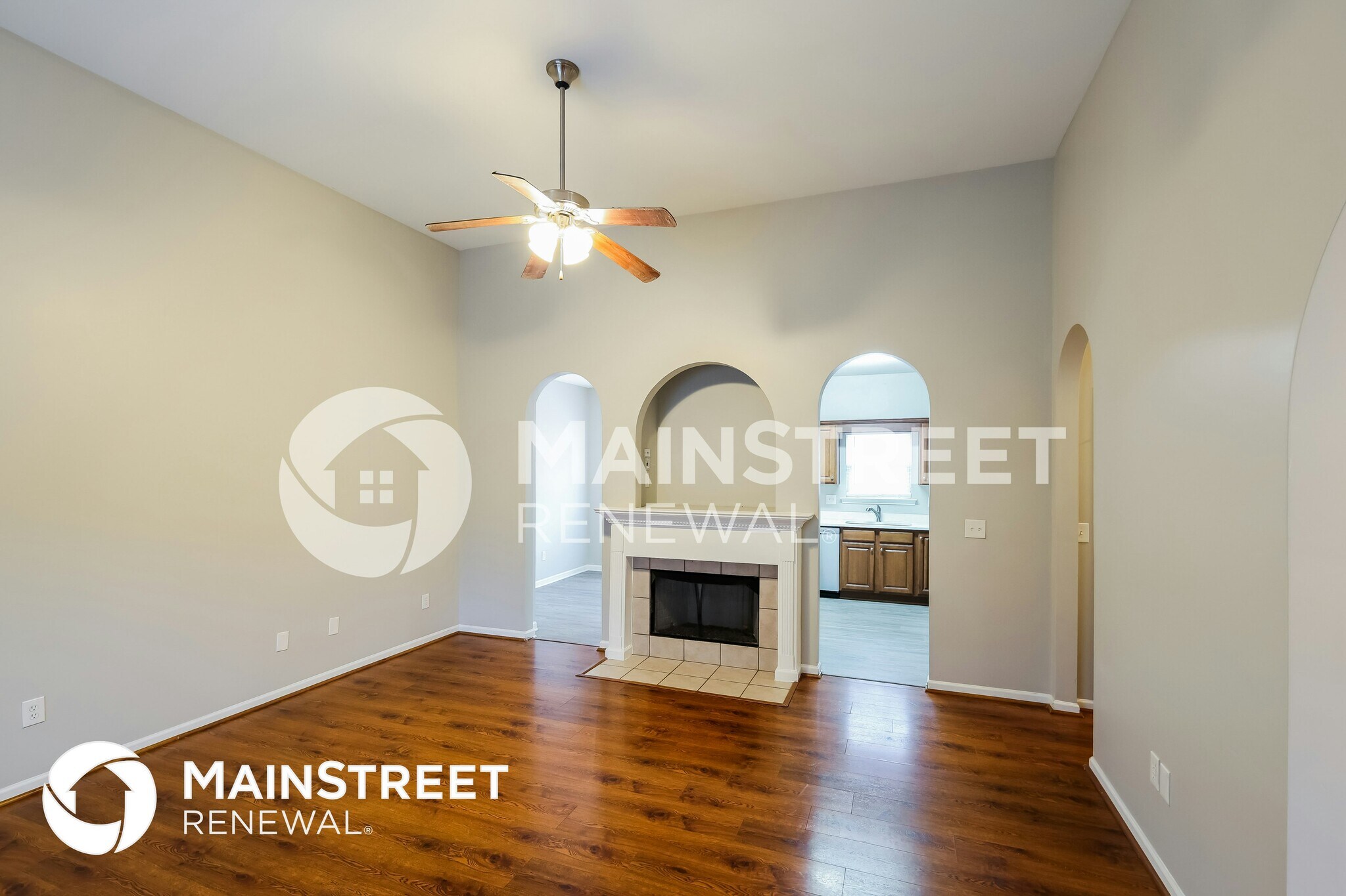 Building Photo - 12879 Woodland Park Cir