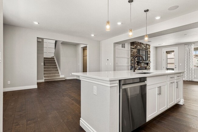 Building Photo - Beautiful Home in Commerce City!