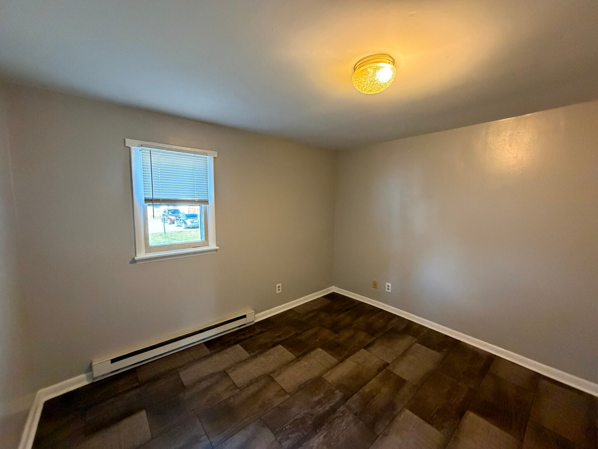 Building Photo - 148 N Church St