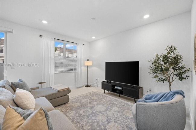 Building Photo - 131 SW 171st Terrace