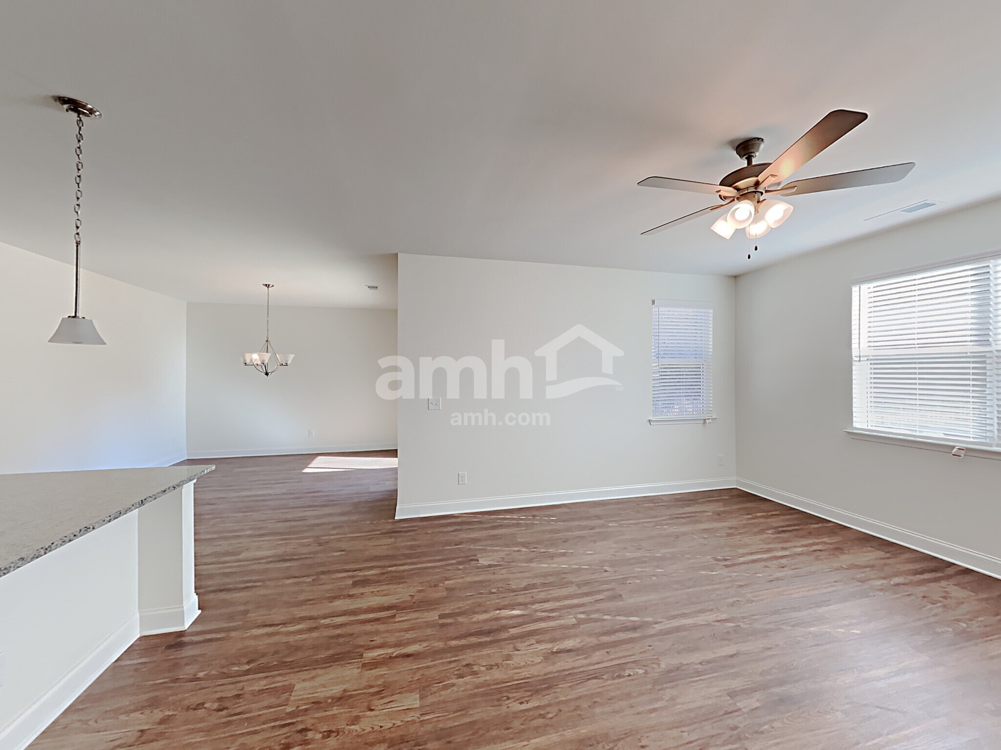 Building Photo - 7071 Creeksong Dr