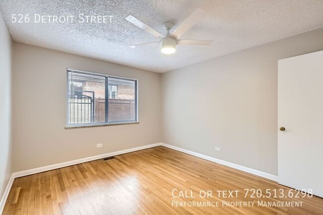 Building Photo - 526 Detroit St