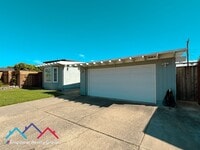 Building Photo - 3 bed 2 bath Single Family Home is Desired Millbrae Neighborhood