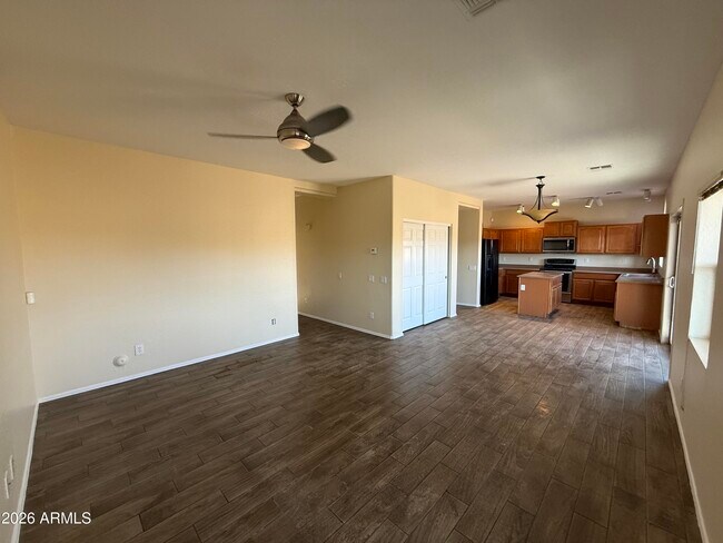 Building Photo - 5127 W Maldonado Rd