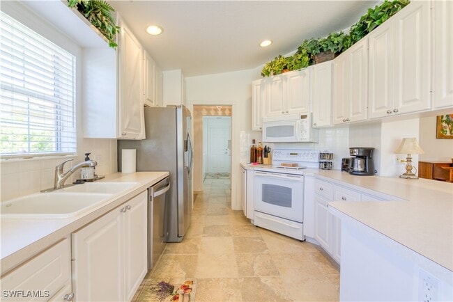 Building Photo - 7390 Emilia Ln