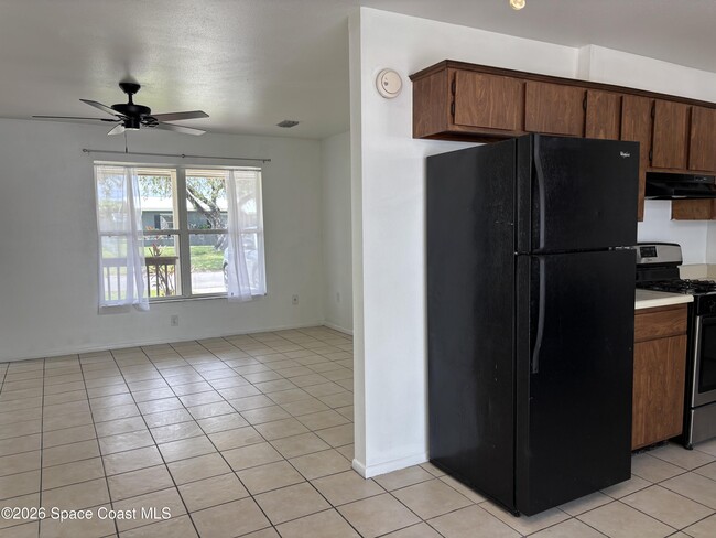 Building Photo - 2376 Dakota Dr