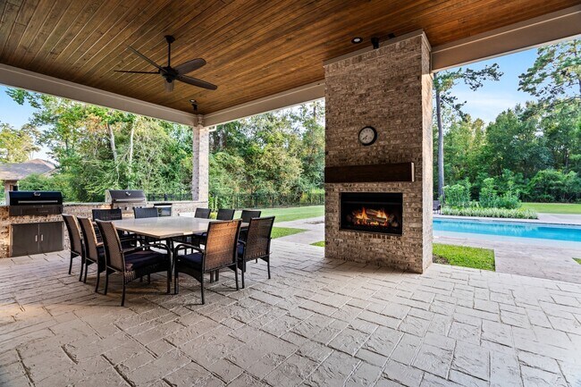 Building Photo - 25019 Butler Hill Ct