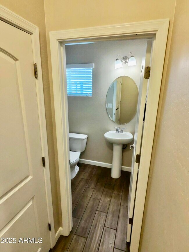 Building Photo - 240 W Juniper Ave